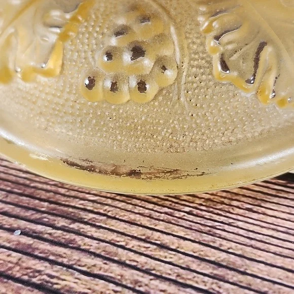 Vintage footed candy dish with lid - Picture 5 of 16